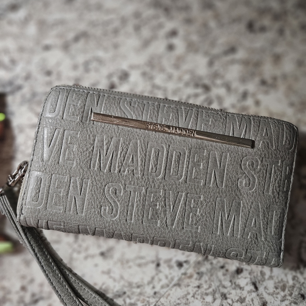 Steve Madden Wallets Duo